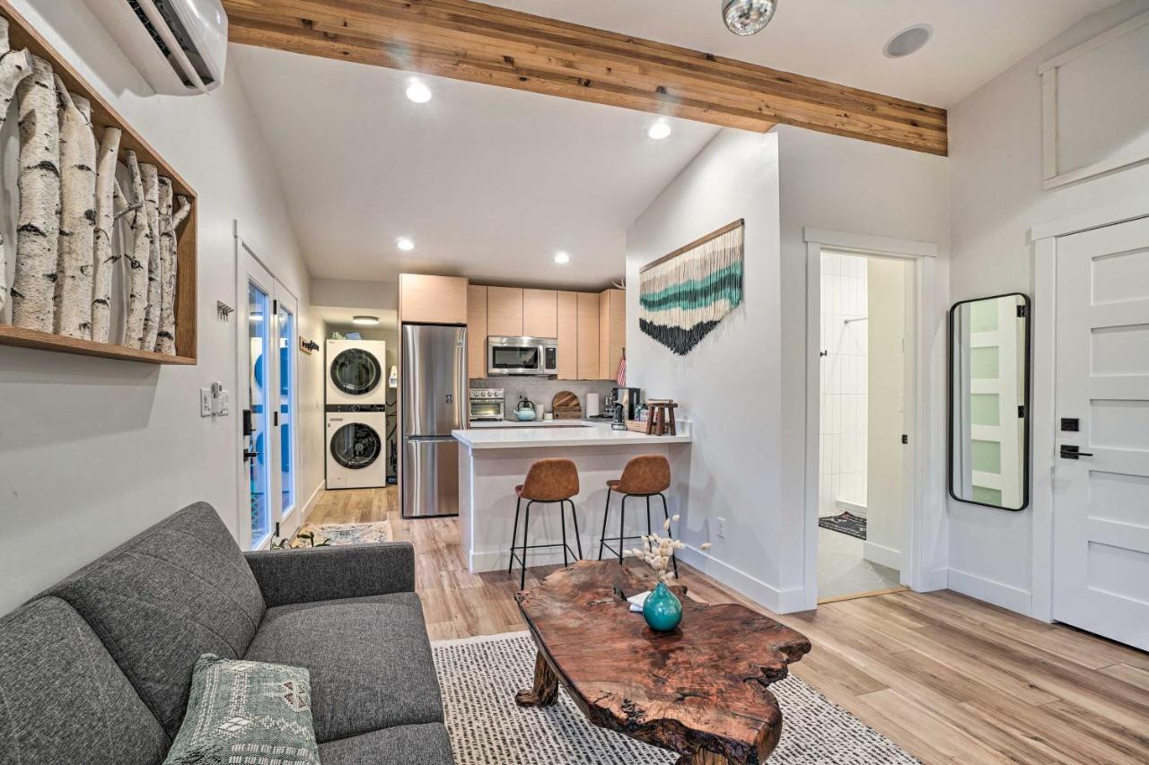 Cozy Flagstaff Studio With Patio - Near Dtwn! المظهر الخارجي الصورة