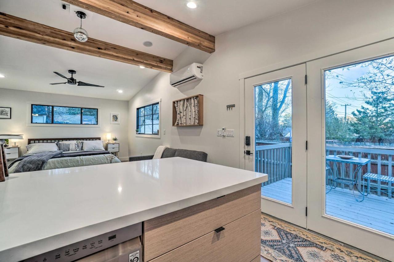 Cozy Flagstaff Studio With Patio - Near Dtwn! المظهر الخارجي الصورة